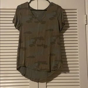 soft and sexy camo american eagle tee